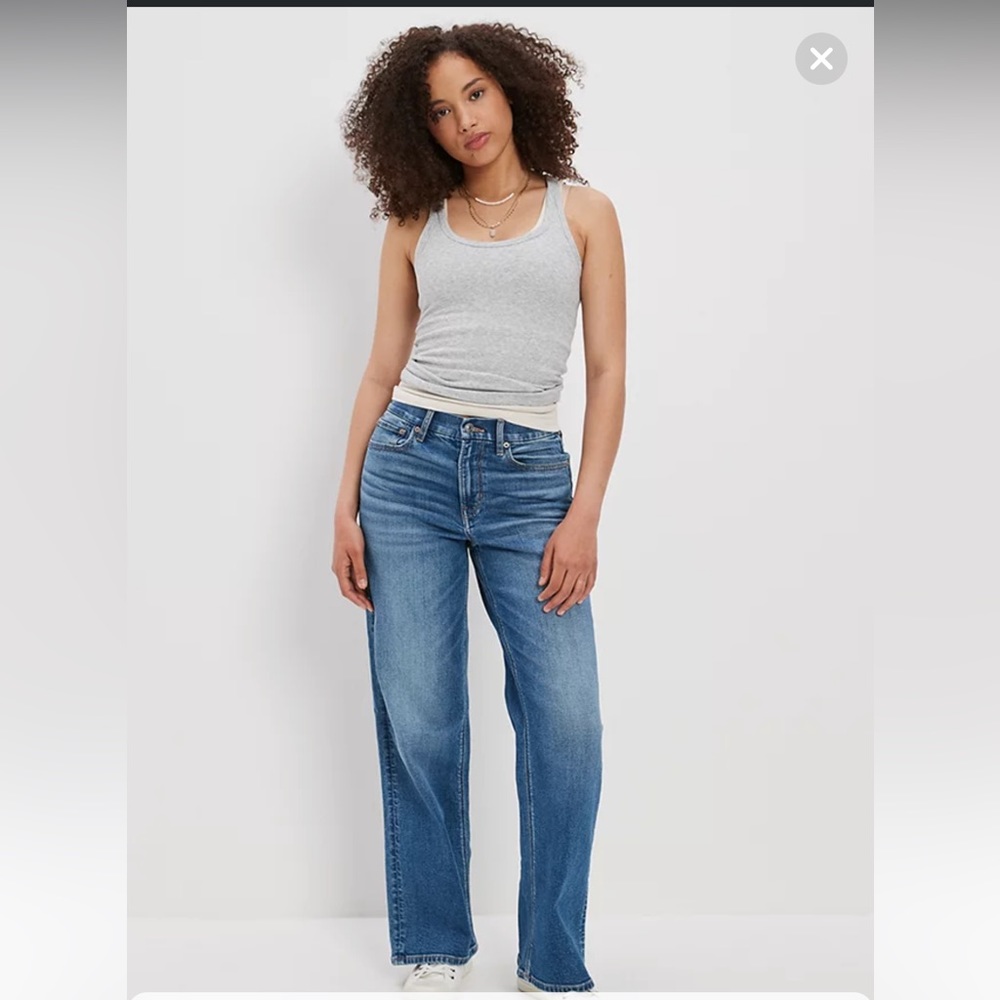 AE Stretch Curvy Super High-Waisted Baggy Straight Jean